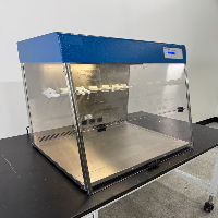 VWR 3' PCR Workstation image 0